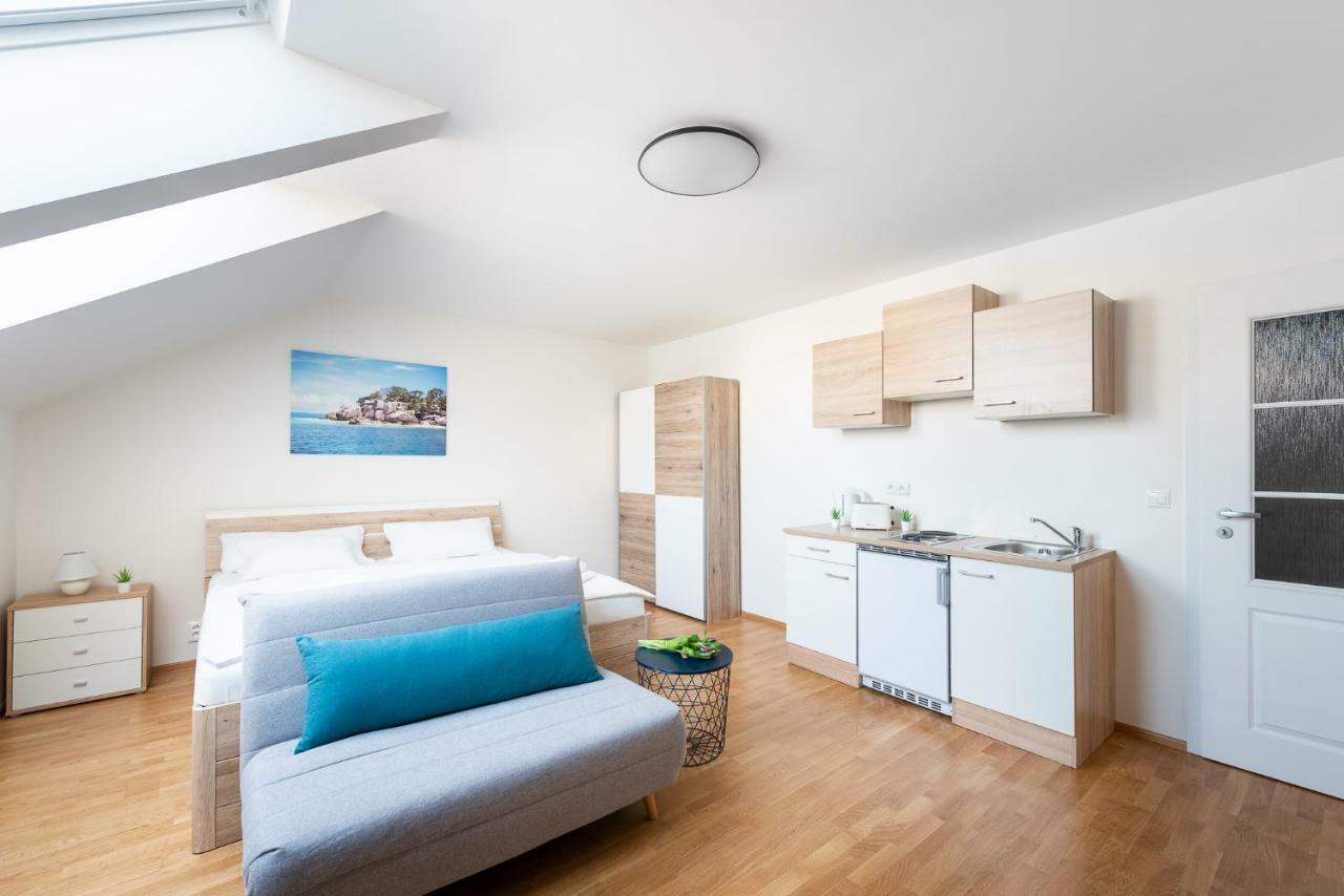Ferdinand Apartment Prag Exterior foto